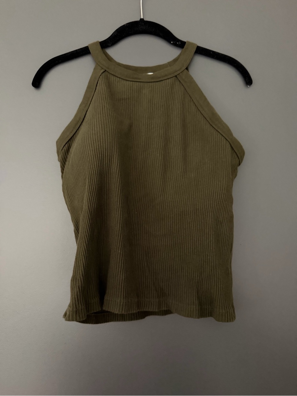 Uniqlo Olive Ribbed Halter Tank - Picture 2 of 5